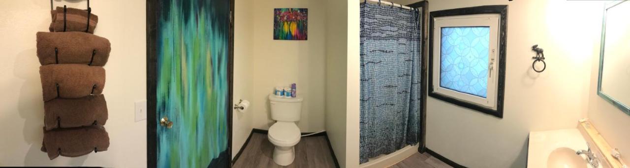 Fox N Fireweed Cabins Ток Екстериор снимка