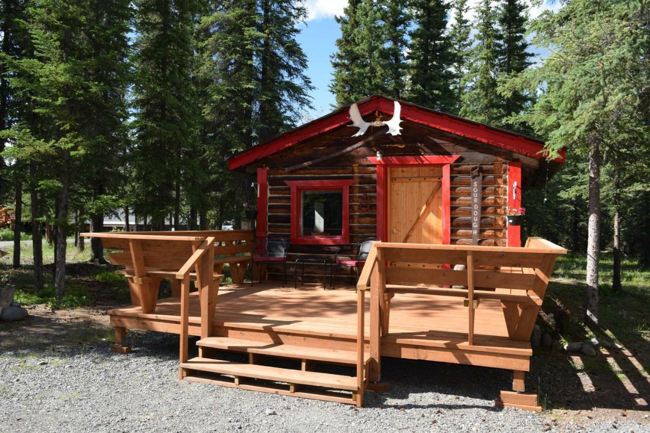 Fox N Fireweed Cabins Ток Екстериор снимка
